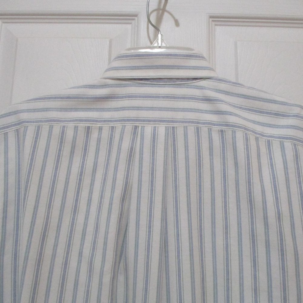 Short Sleeve Button Down Oxford Shirt sz M White Blue Green Stripe - Picture 8 of 11
